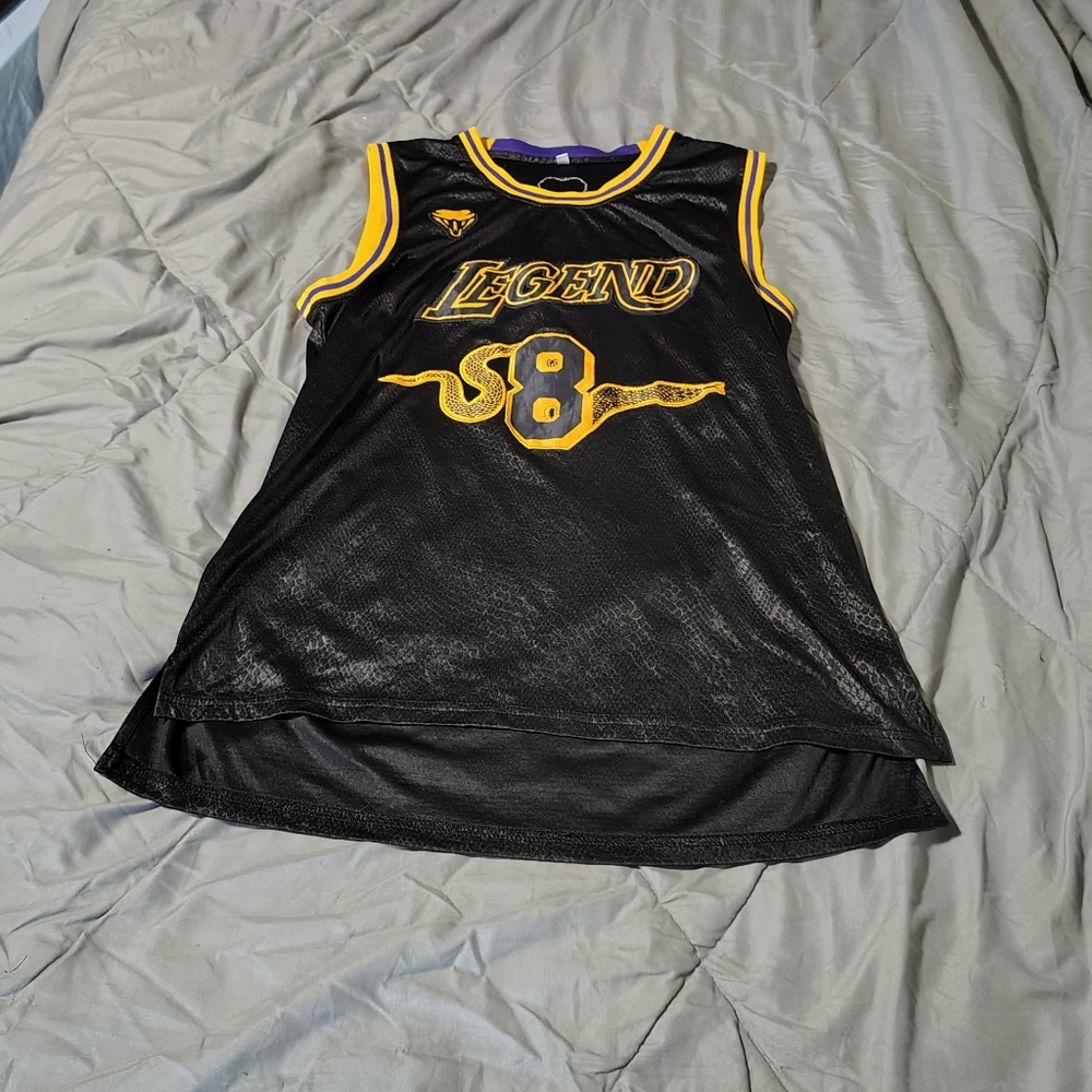 Men's Medium Vintage Kobe Bryant Black Mamba #8/#24 Jersey